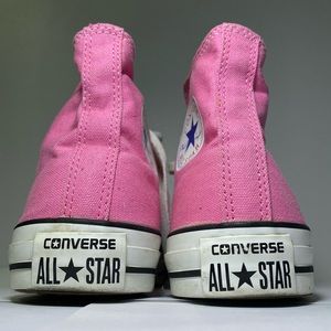 Pink converse